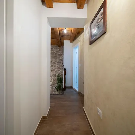 Stone House Dida Toni Tribunj Tribalj