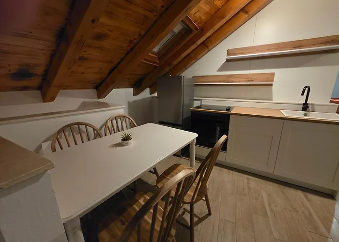 Stone House Dida Toni For 8 People