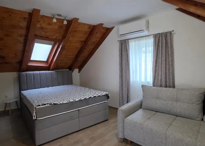 بيت للعطل Stone House Dida Toni For 8 People