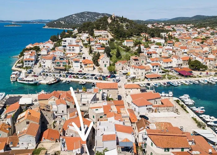 Stone House Dida Toni For 8 People بيت للعطل