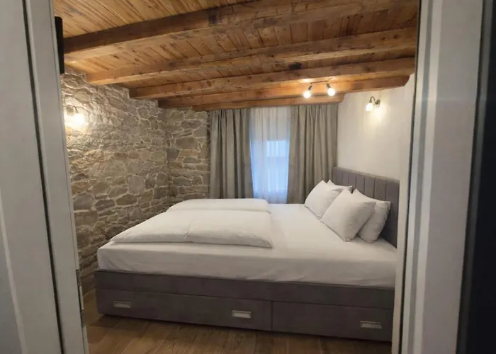 Stone House Dida Toni For 8 People *