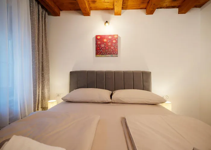 Holiday home Stone House Dida Toni Tribunj *