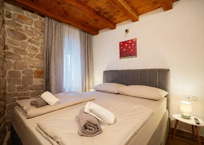 Stone House Dida Toni Tribunj * Tribunj (Sibenik-Knin)