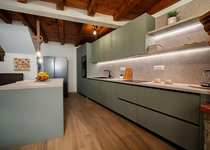 Holiday home Stone House Dida Toni Tribunj *